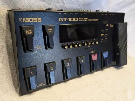 BOSS - GT-100 Multi Effects Processor 3